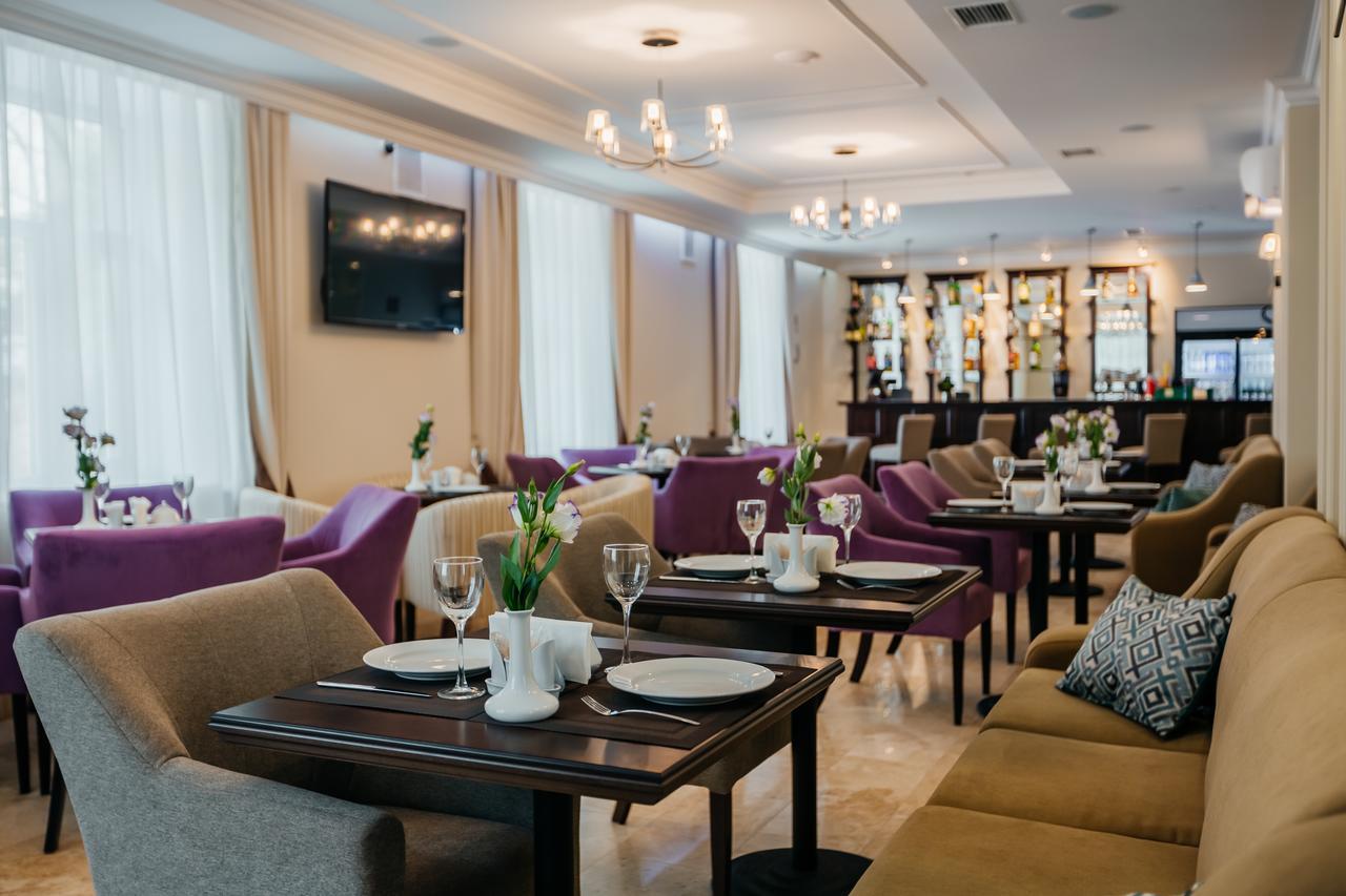 Optima Collection Chernihiv Exterior foto